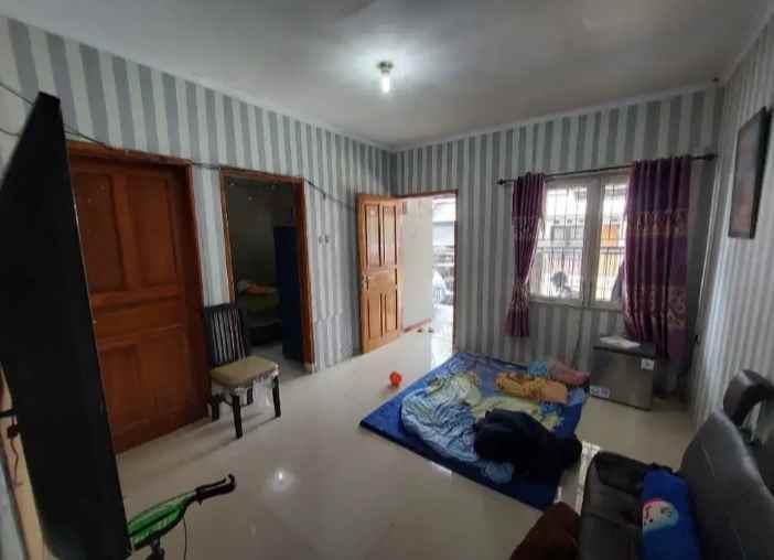 dijual rumah cluster lucky estate