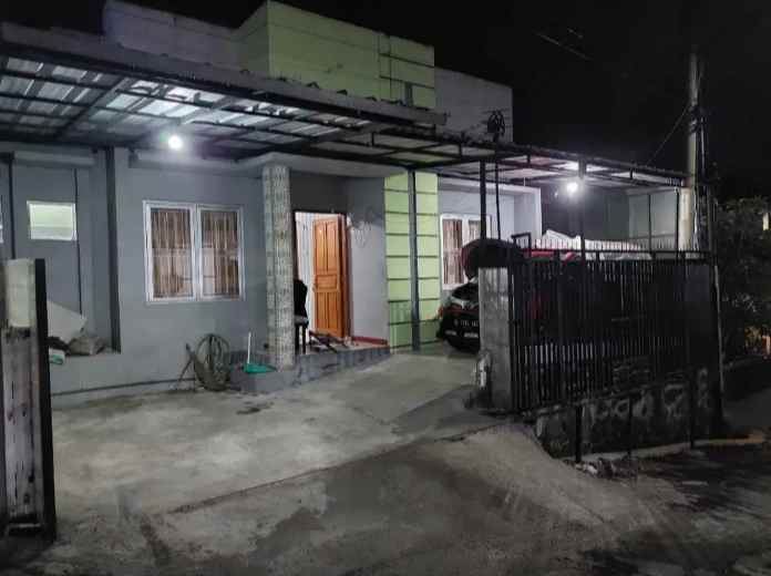 dijual rumah cluster lucky estate