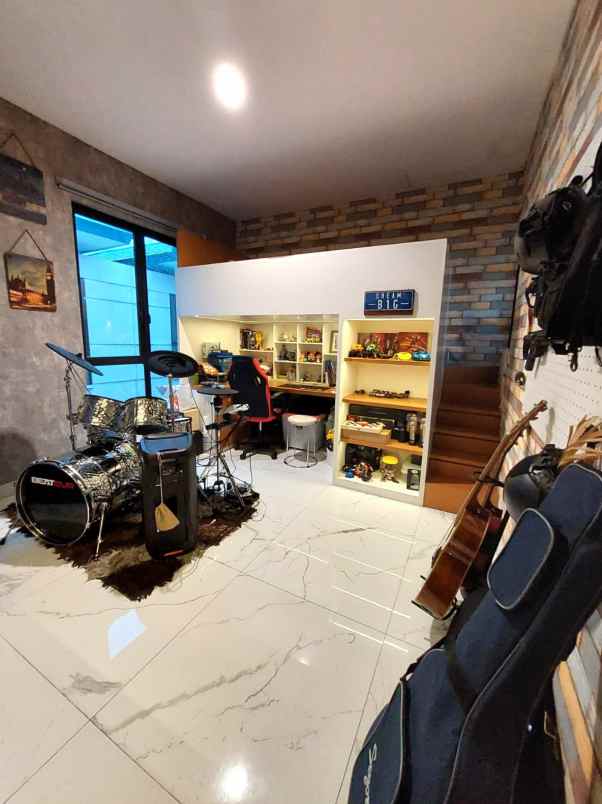 dijual rumah cluster matana asya jgc