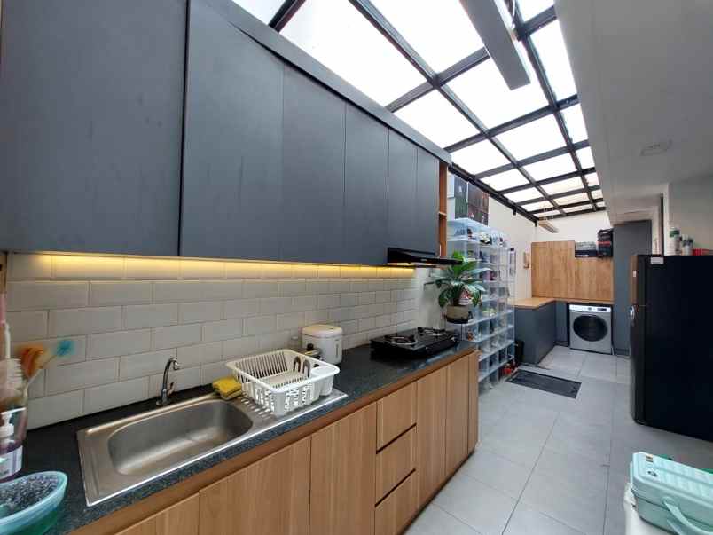 dijual rumah cluster matana asya jgc