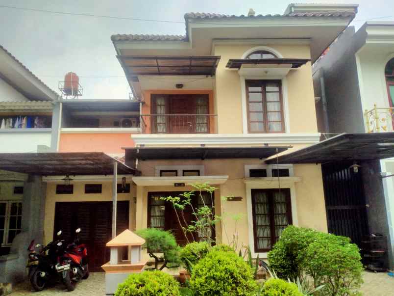 dijual rumah cluster tjikini metland