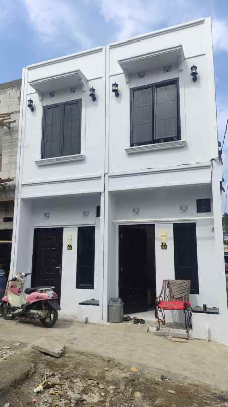 dijual rumah condet