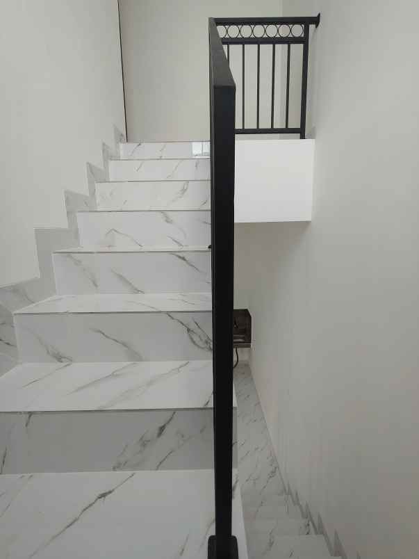 dijual rumah condet jakarta timur