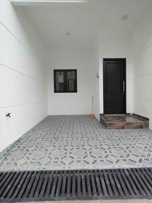 dijual rumah condet jakarta timur