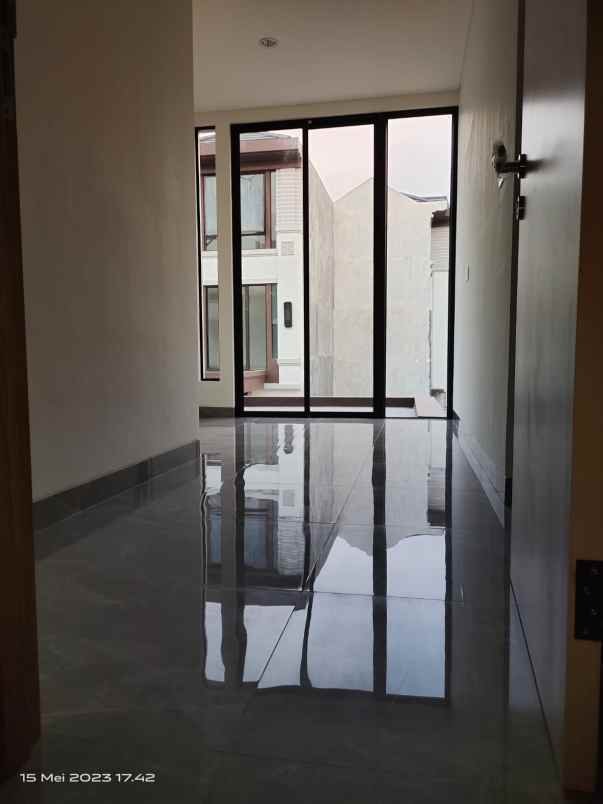 dijual rumah daisan lavon cikupa tangerang