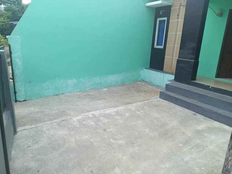 dijual rumah dalam perumahan maharaja depok bbs banjir