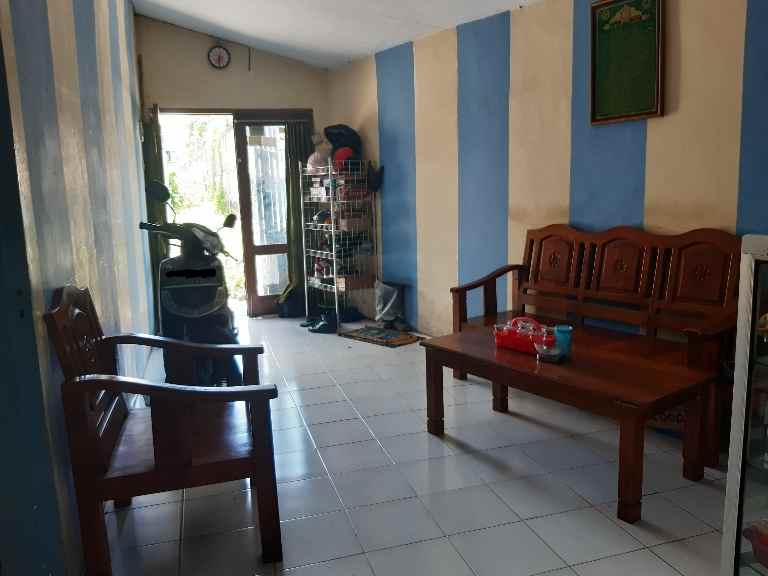 dijual rumah dan toko di dekat pasar sabtuan jember