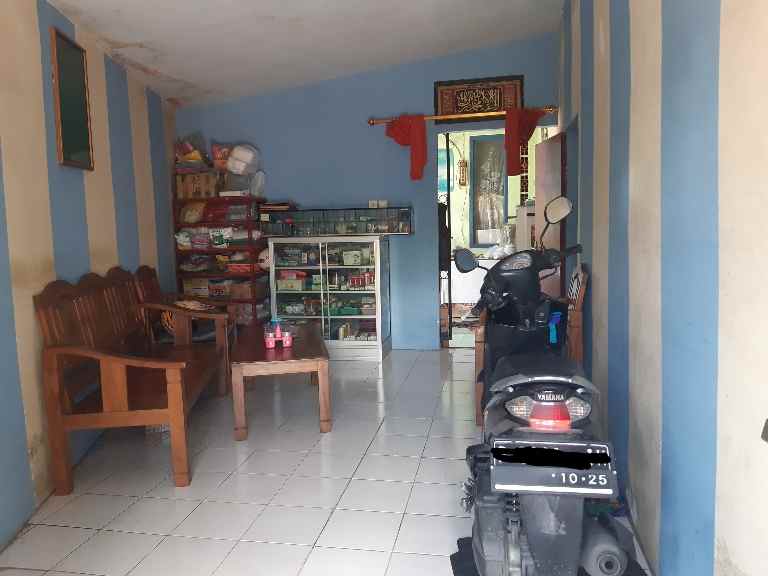 dijual rumah dan toko di dekat pasar sabtuan jember