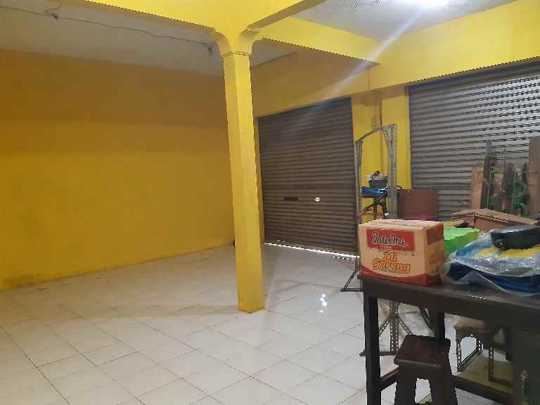 dijual rumah dan toko di dekat pasar sabtuan jember