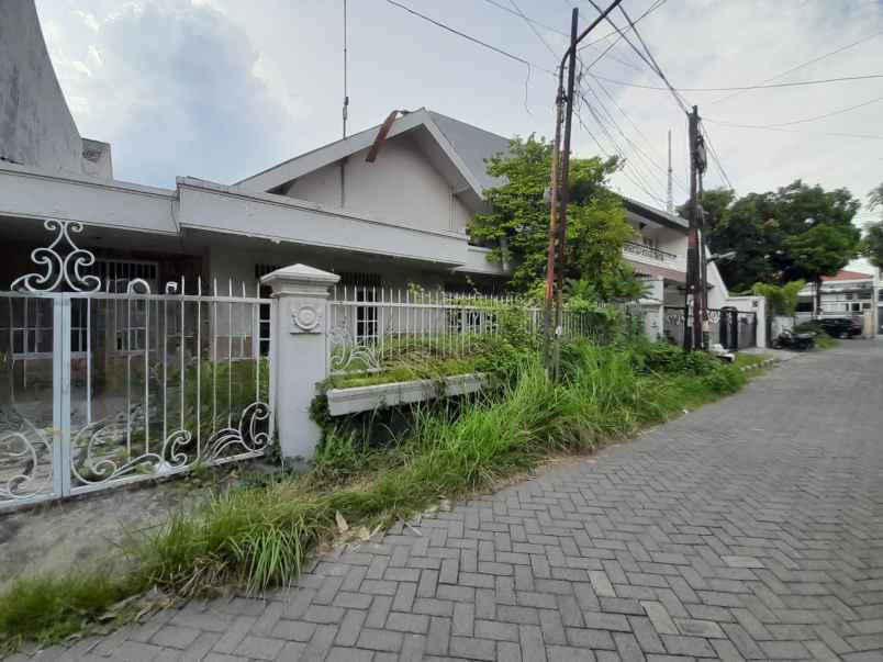 dijual rumah darmo permai utara