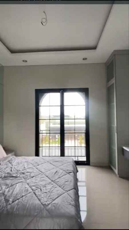 dijual rumah de naila park