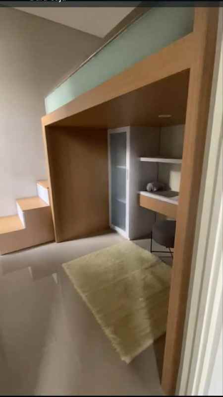 dijual rumah de naila park