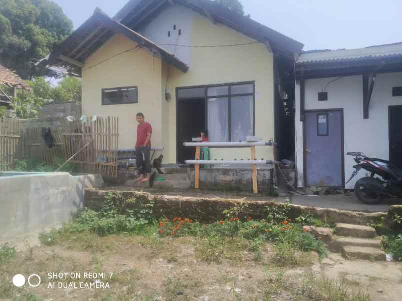 dijual rumah desa paku haji kecamatan