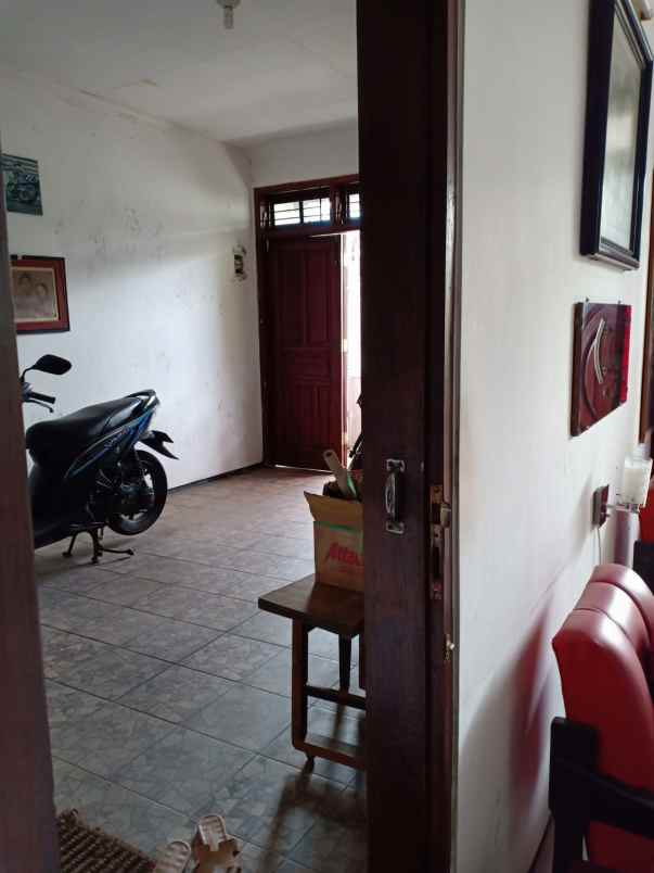 dijual rumah di bandulan viii d 537 kec sukun