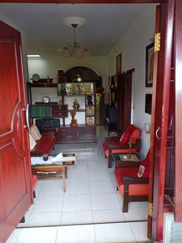 dijual rumah di bandulan viii d 537 kec sukun