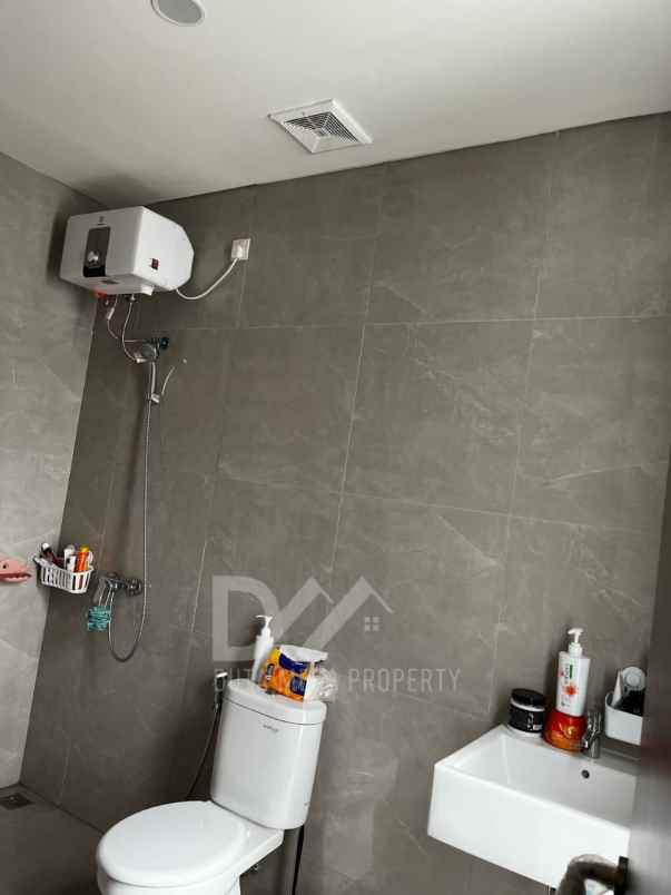 dijual rumah di citra garden bintaro