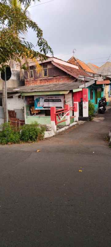 dijual rumah di puspanjolo semarang