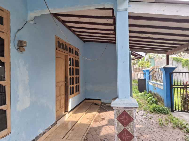 dijual rumah di tegal besar jember