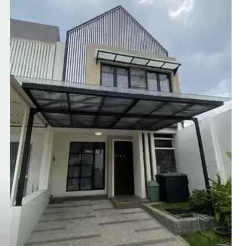 dijual rumah dian istana