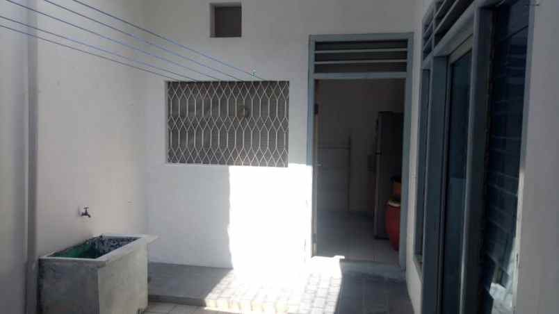 dijual rumah dukuh setro