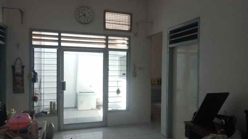 dijual rumah dukuh setro
