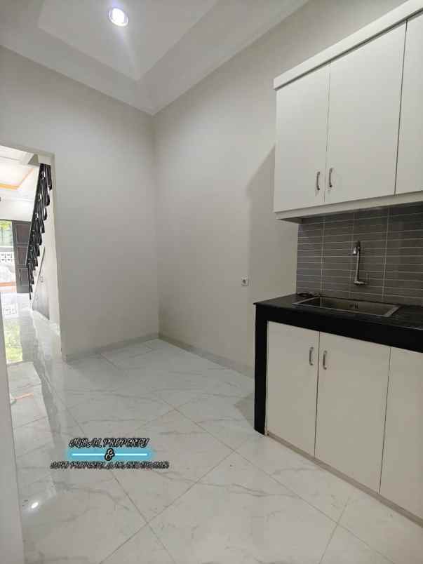 dijual rumah duren sawit jakarta timur