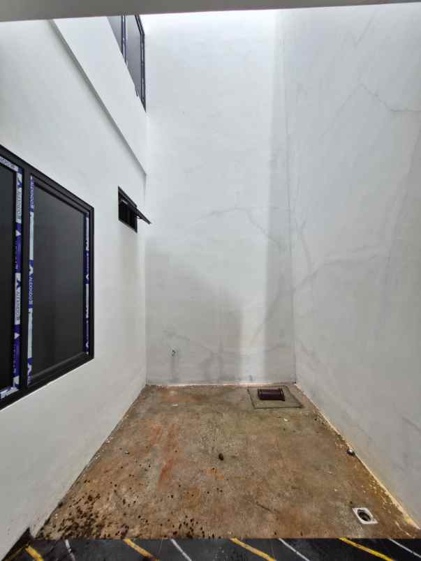 dijual rumah duren sawit jaktim