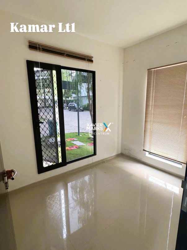 dijual rumah eastern park