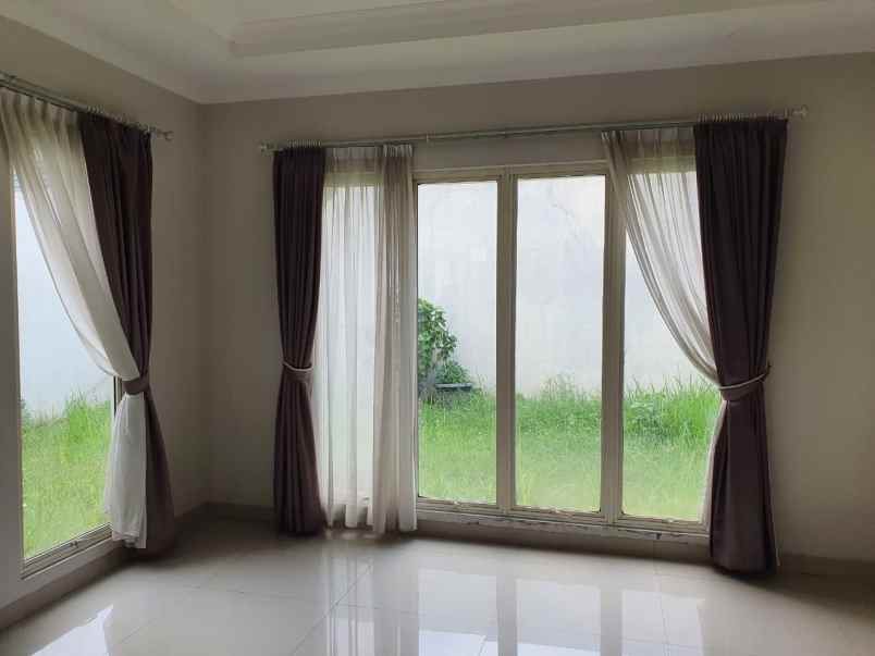 dijual rumah emerald mansion lippo cikarang