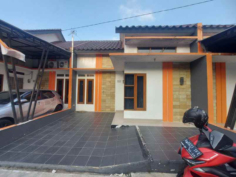 dijual rumah fahira residence