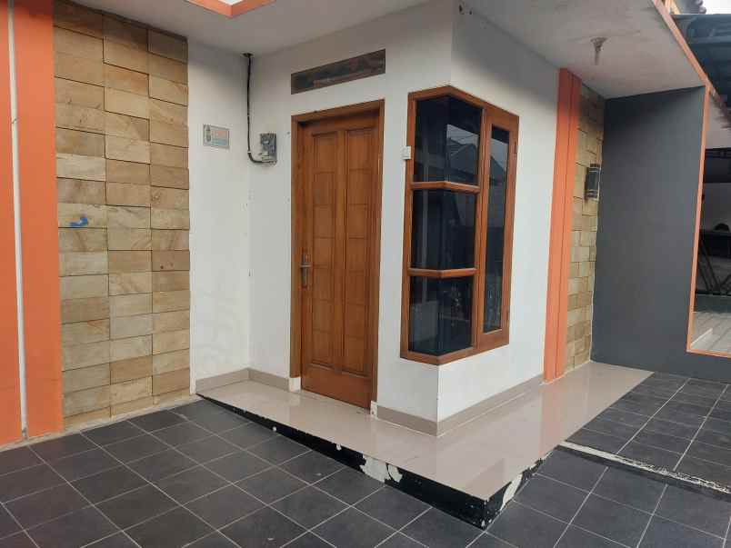 dijual rumah fahira residence