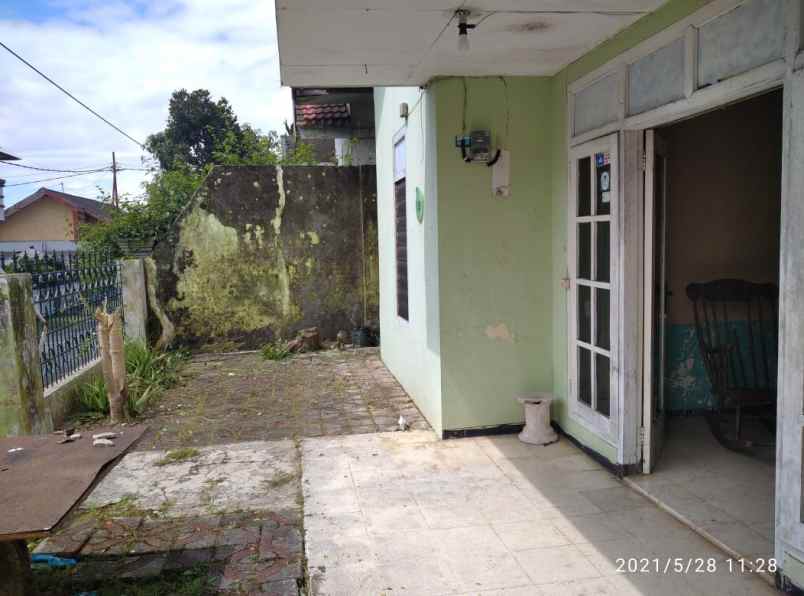 dijual rumah flamboyan