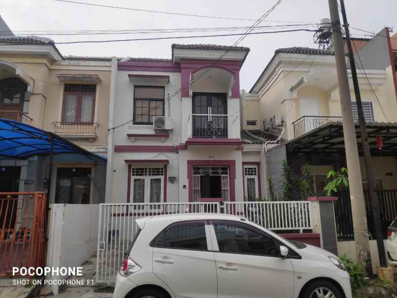 dijual rumah full bangunan akses dekat ke mana mana