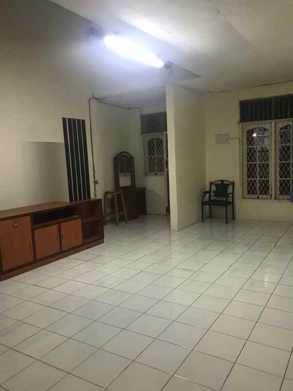 dijual rumah gading griya