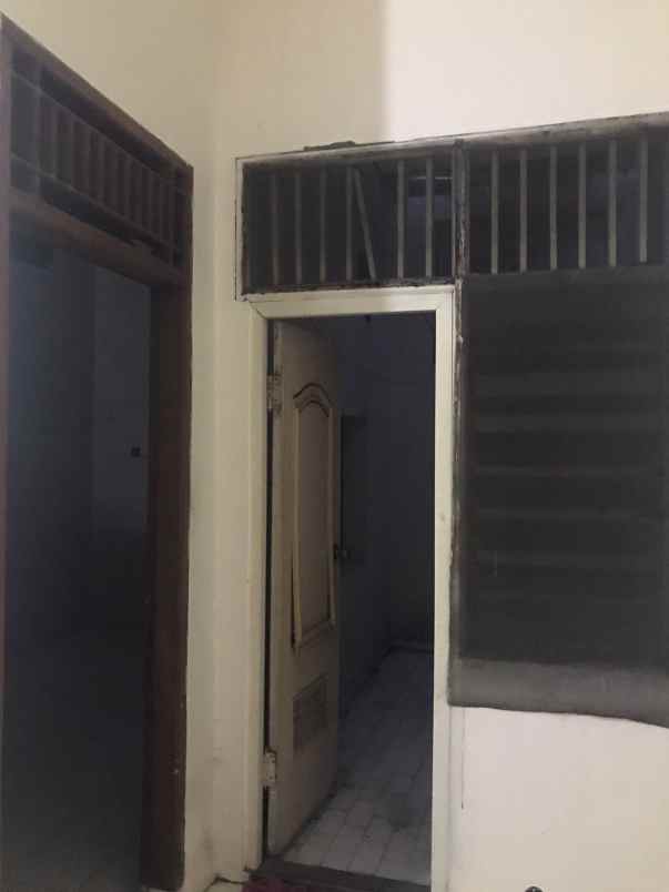 dijual rumah gading griya