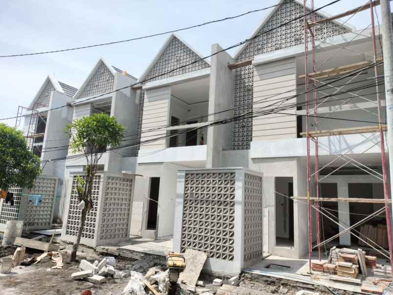 dijual rumah gading pantai