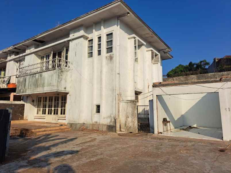 dijual rumah gandaria