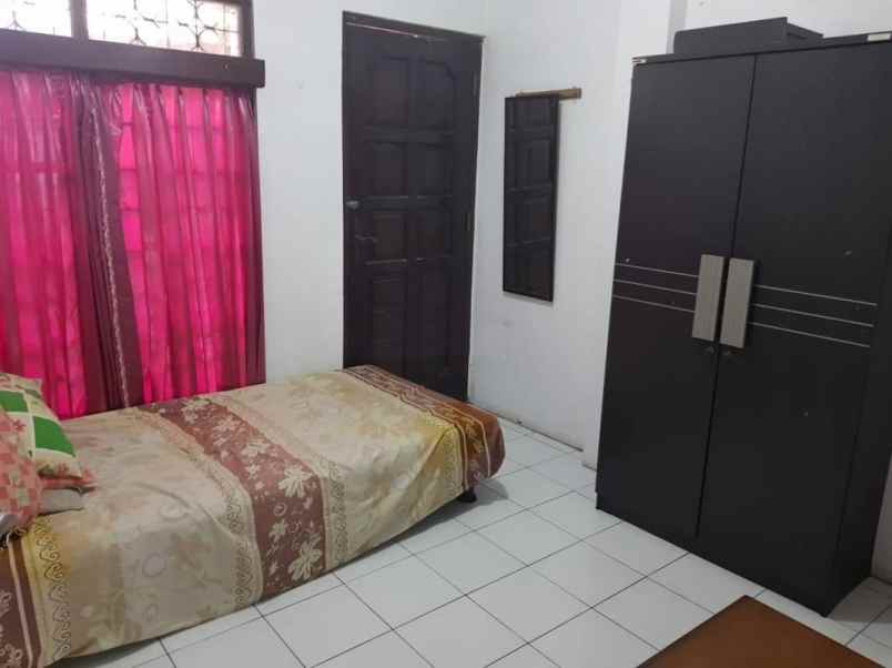 dijual rumah gandaria utara kec