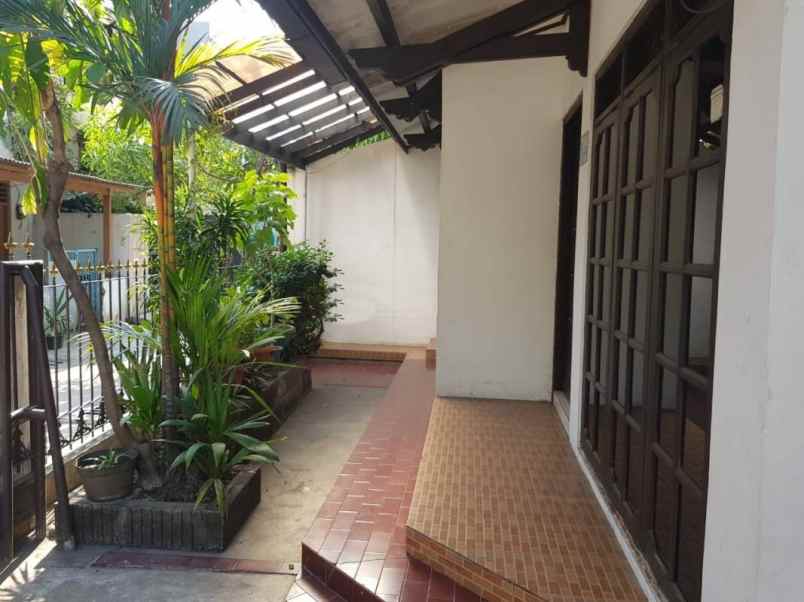 dijual rumah gandaria utara kec