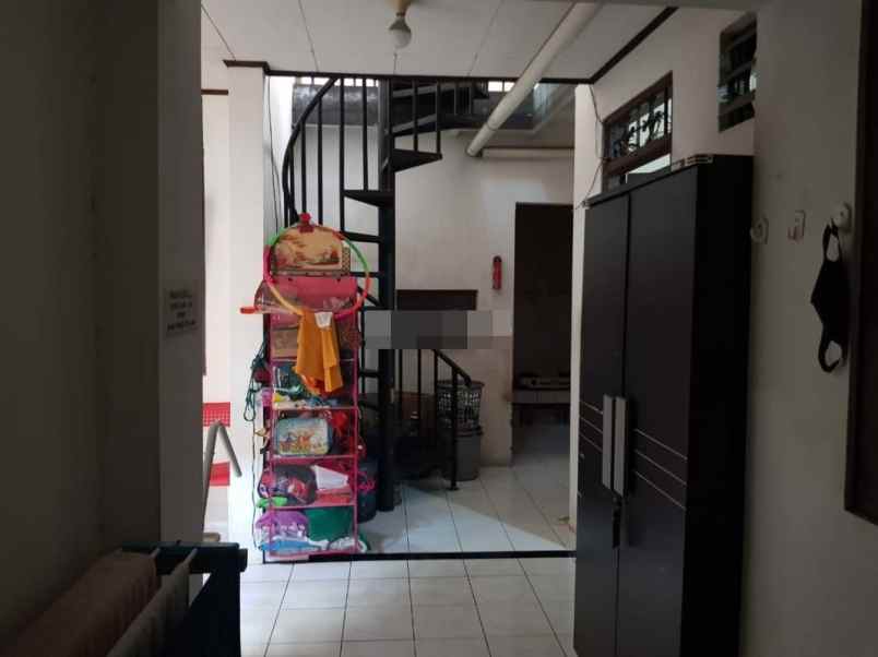 dijual rumah gandaria utara kec