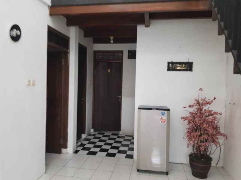 dijual rumah gandaria utara kec