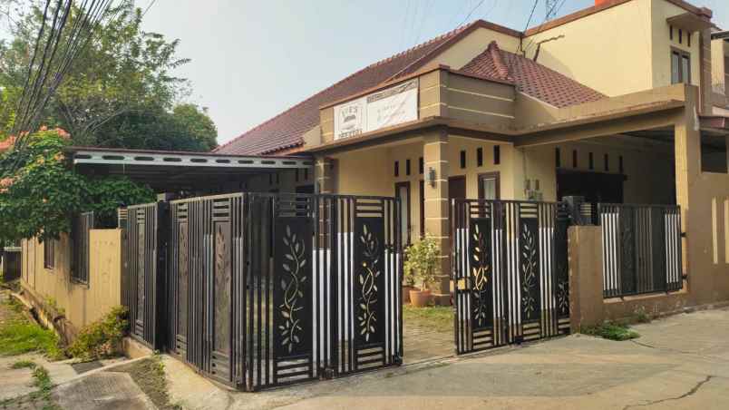 dijual rumah gg karya bakti jatimulya