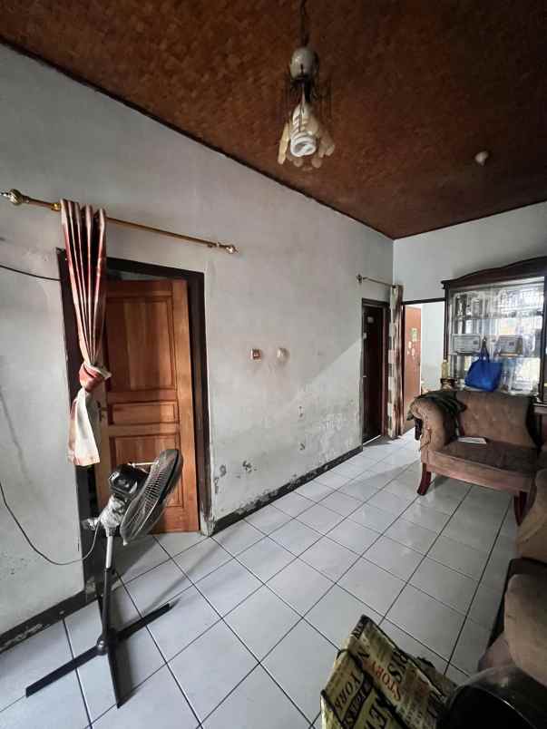 dijual rumah gg naim