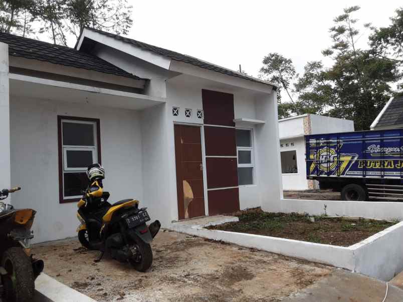 dijual rumah gn manik tanjungsari sumedang