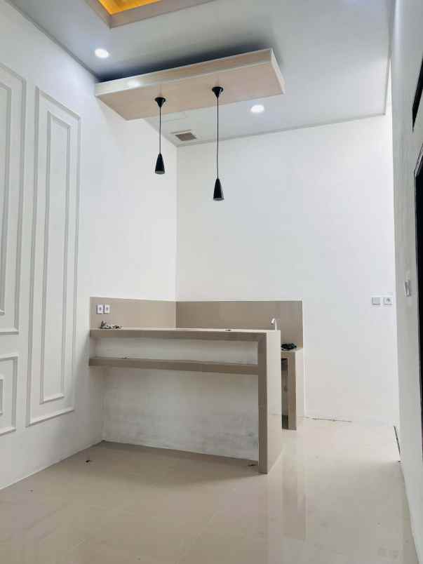 dijual rumah graha citalang permai