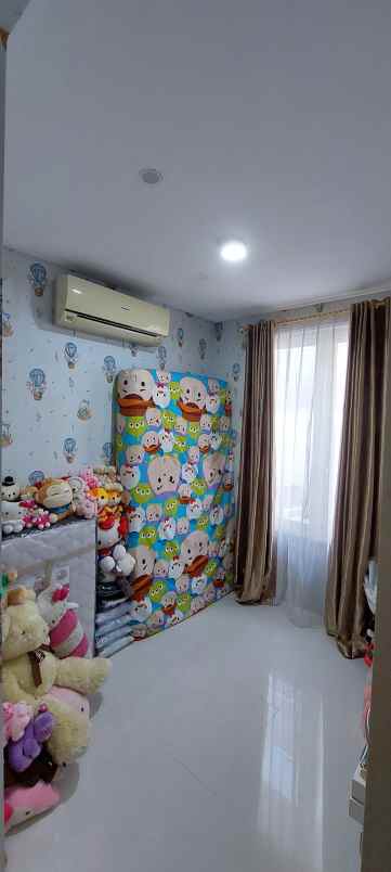 dijual rumah grand pakuwon surabaya