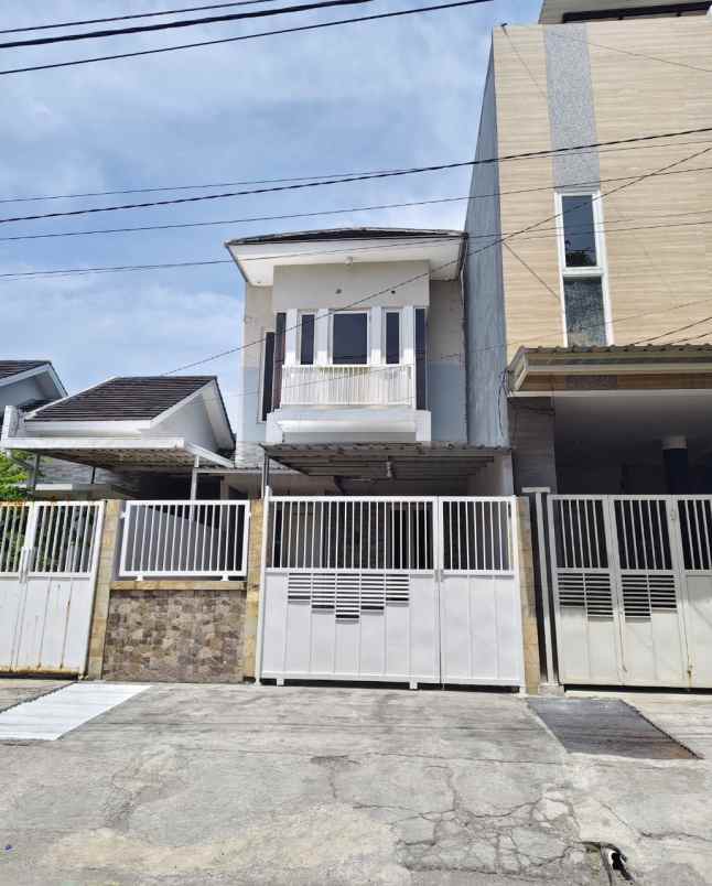 dijual rumah gubeng