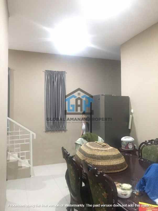 dijual rumah gunung batu