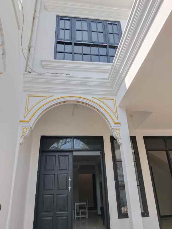 dijual rumah gunungsari indah surabaya