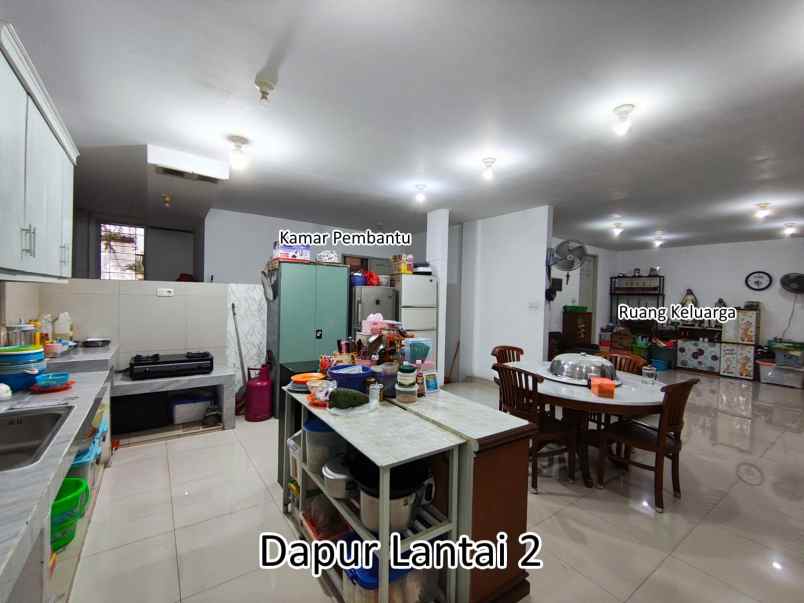 dijual rumah hook di bukit mediterania jakarta utara